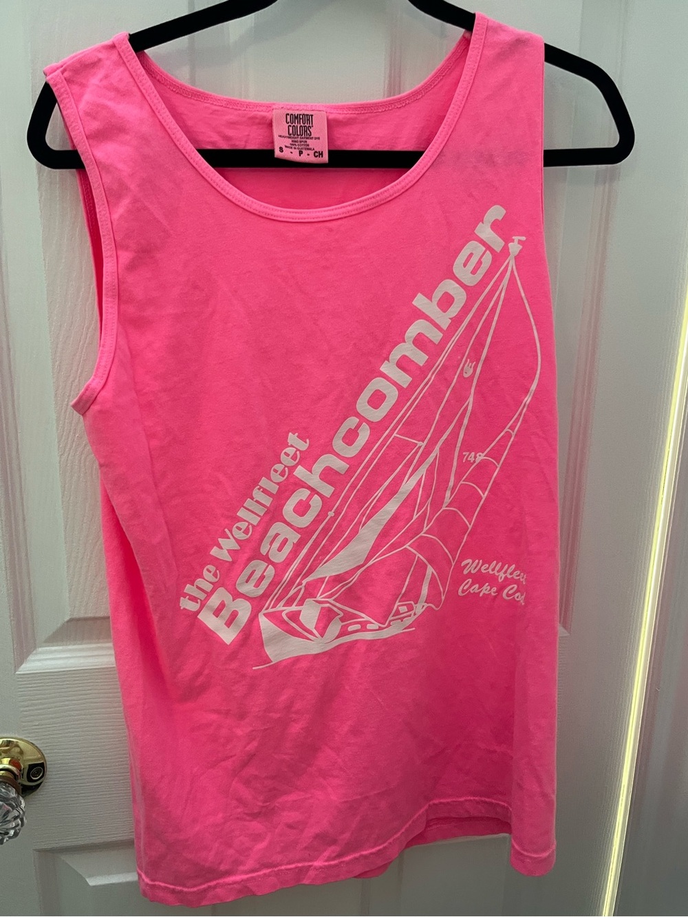 Comfort Colors Hot Pink 'Beachcomber' Graphic Tank Top